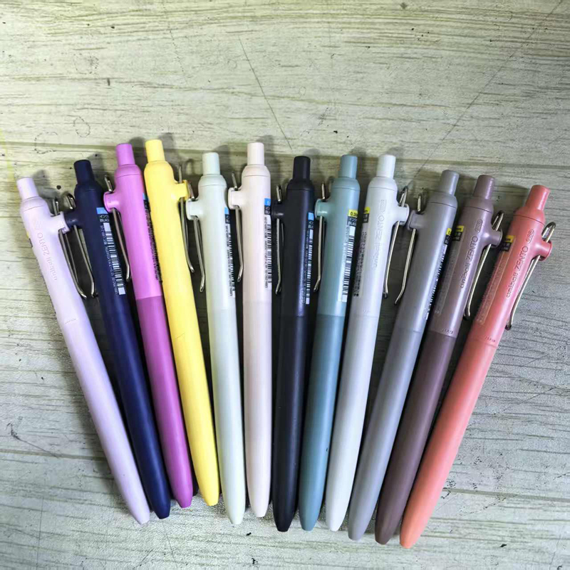 Office Work Tech - Penna Gel Uni-ball ZENTO 0.38mm/0.5mm, Design
